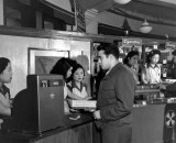 死亡笼罩下的民生：战后日本的黑市交易