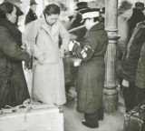 日军铁蹄下的中国女警