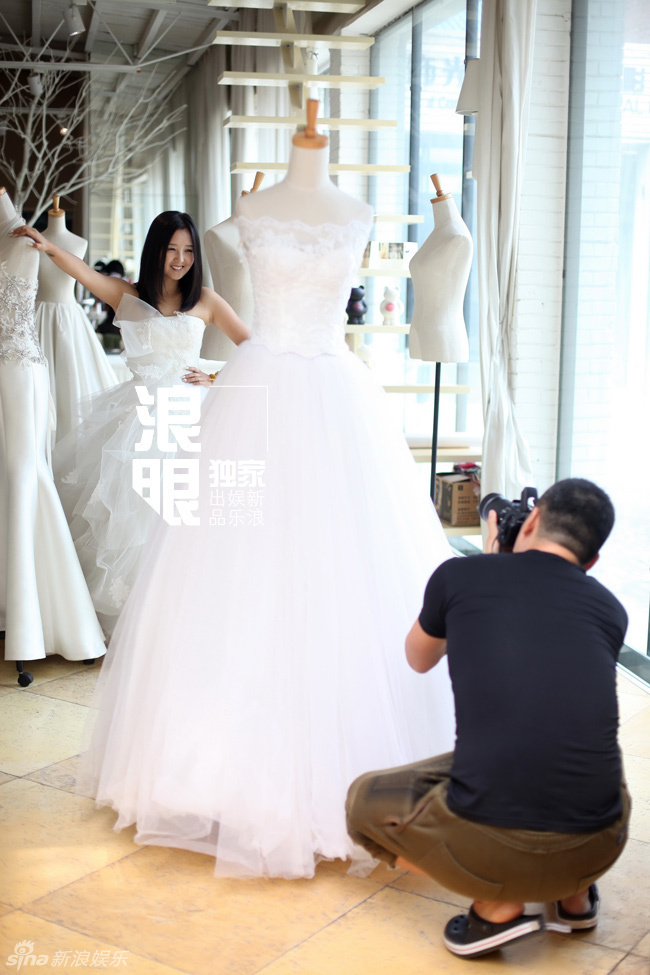 背后婚纱照_婚纱照图片唯美(3)