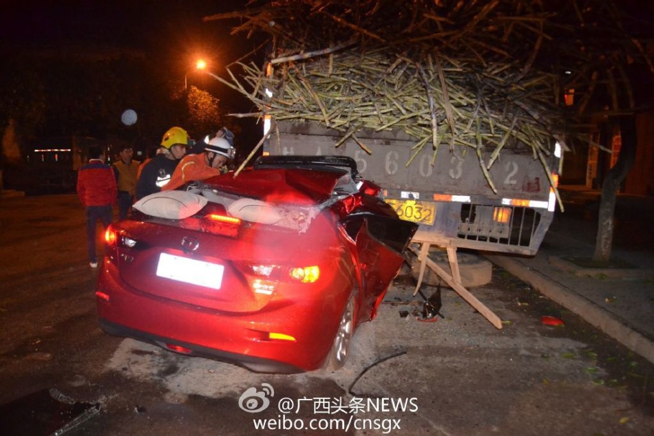宜州市有多少人口_...高速,准备驶出宜州路口附近发生一起车祸起火事故,副驾(3)