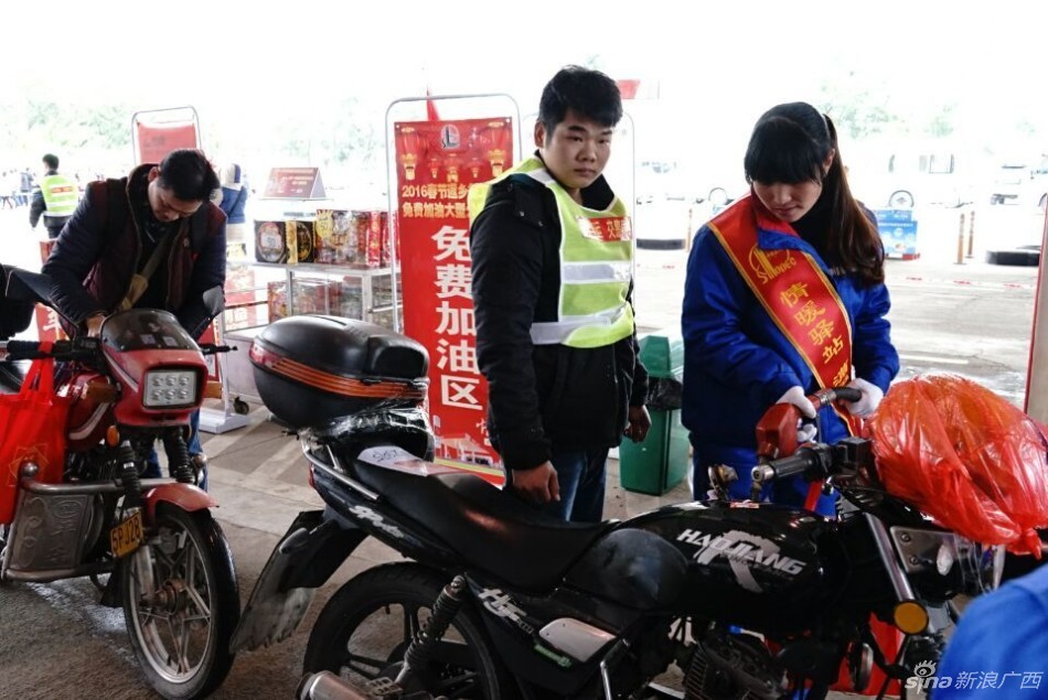 摩托车完全没油了再加上油打不着火-摩托车打