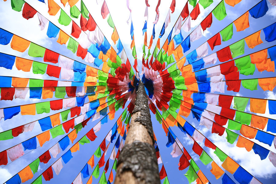 求表达内心苦闷的诗句~-表示内心愁苦的句子