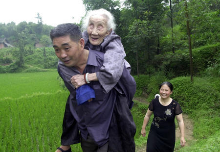 老年人口是指多少岁_陕西老龄人口超600万其中约三成老年人独居 铜川人占了多