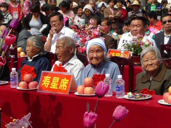老年人口是指多少岁_陕西老龄人口超600万其中约三成老年人独居 铜川人占了多