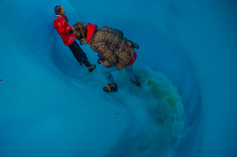寻一首纯音乐 气势磅礴 的歌曲 适合晚会开场跳