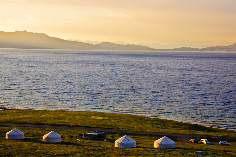 赛里木湖位于中国哪个位置 57328_91267_269518.jpg