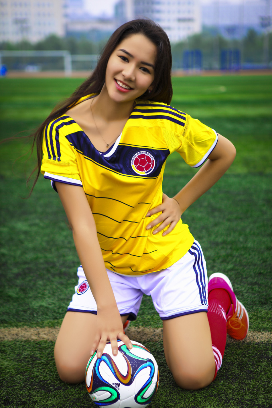 崂山支持哥伦比亚进8强