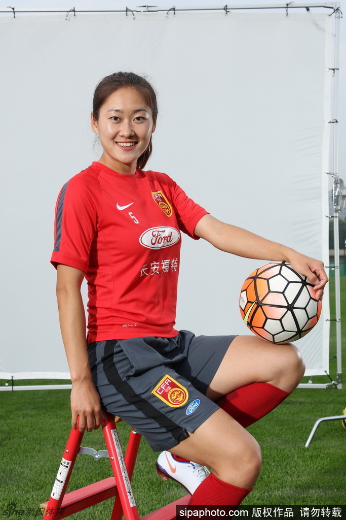 2016年中国国家女子足球队高端肖像写真_寒门