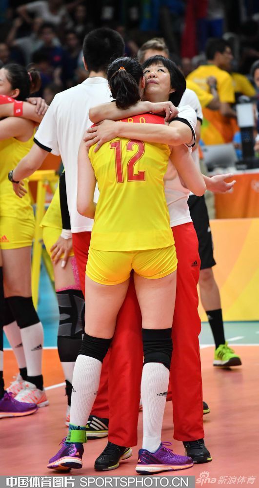 里约奥运会女排决赛,中国女排3-1战胜塞尔维亚