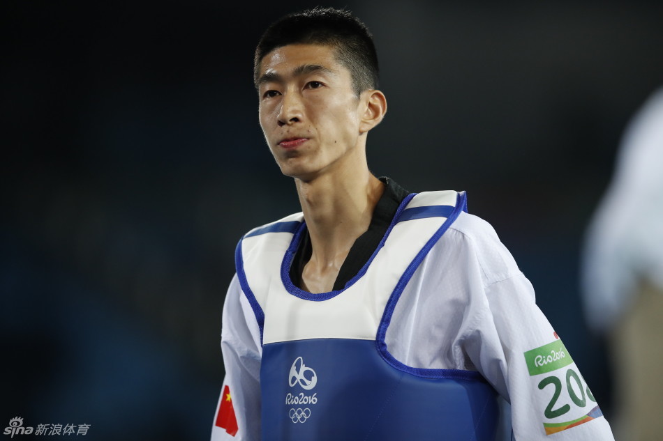 新浪直击男子跆拳道赵帅夺金(22张)图集.