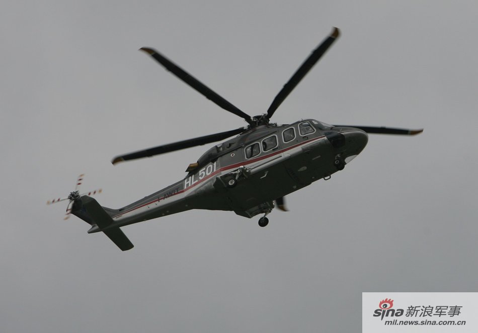 阿古斯塔aw139直升机