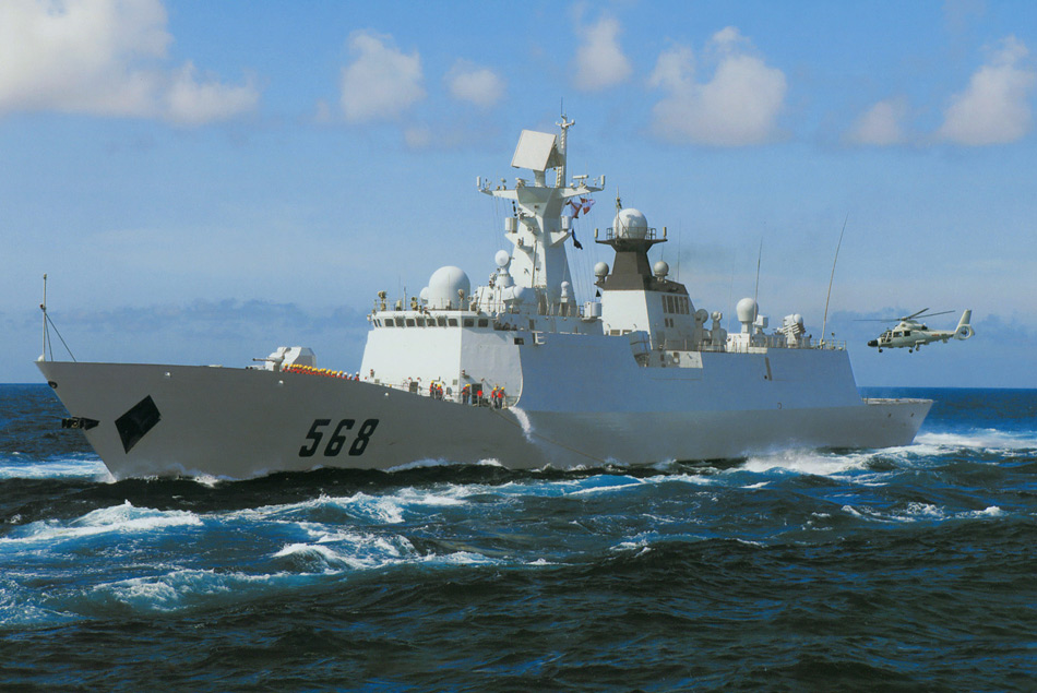 海豚舰载机从568舰上起飞