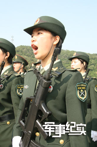 珍贵照片曝光驻澳部队女兵十年变化_高清图集_新浪网