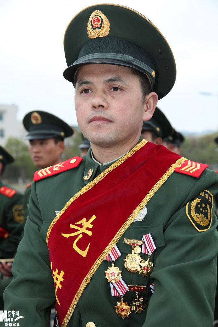 中国武警最牛战士揭秘:被授予二级军士长警衔