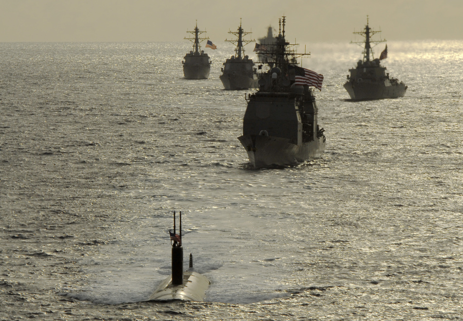 美國海軍艦隊在夏威夷海域展示強大武力