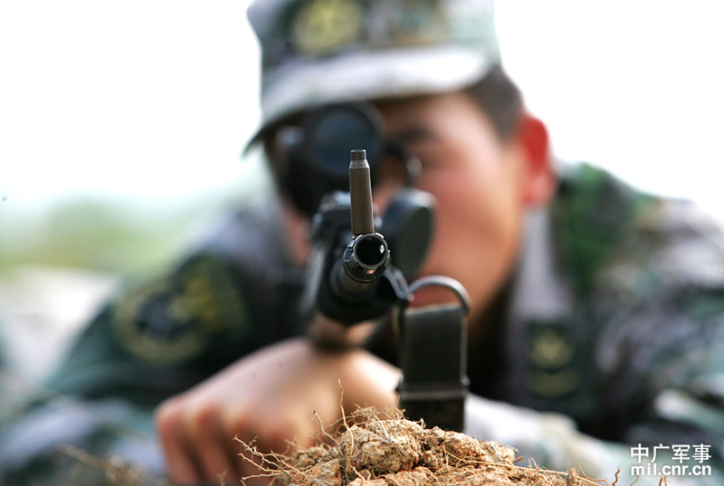 中國三軍百余名狙擊手集訓強化實戰狙殺技能