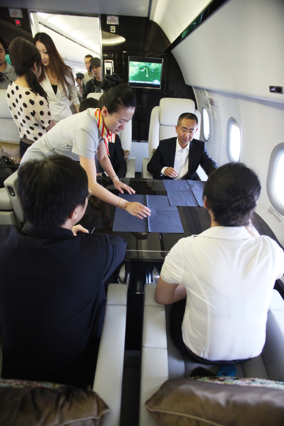 金鹿航空引进内地首架顶级空客acj公务机
