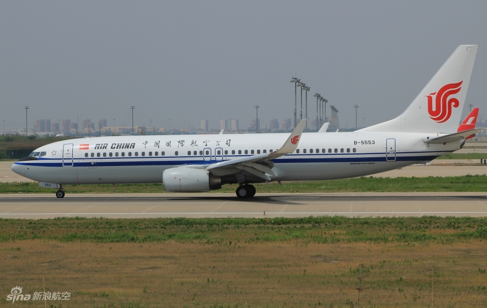 波音737 800