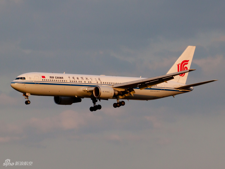 国航波音767双通道客机