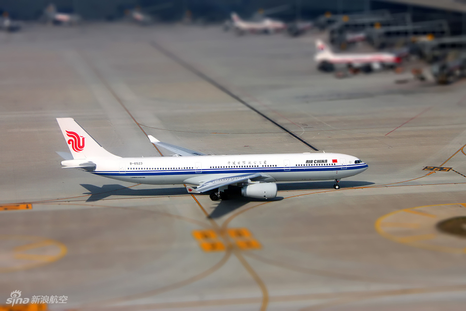国航空客330宽体客机