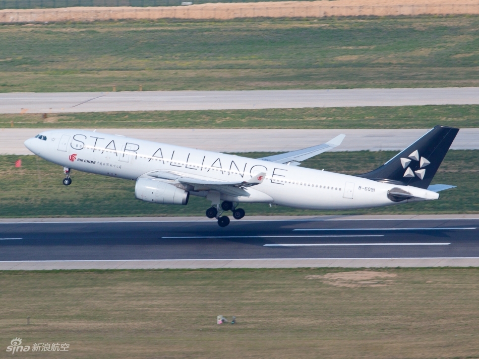 国航空客a330-300,国航a330-300 777-300er大型客机的航空公司,截止2011年7月国航有27架空客330客机