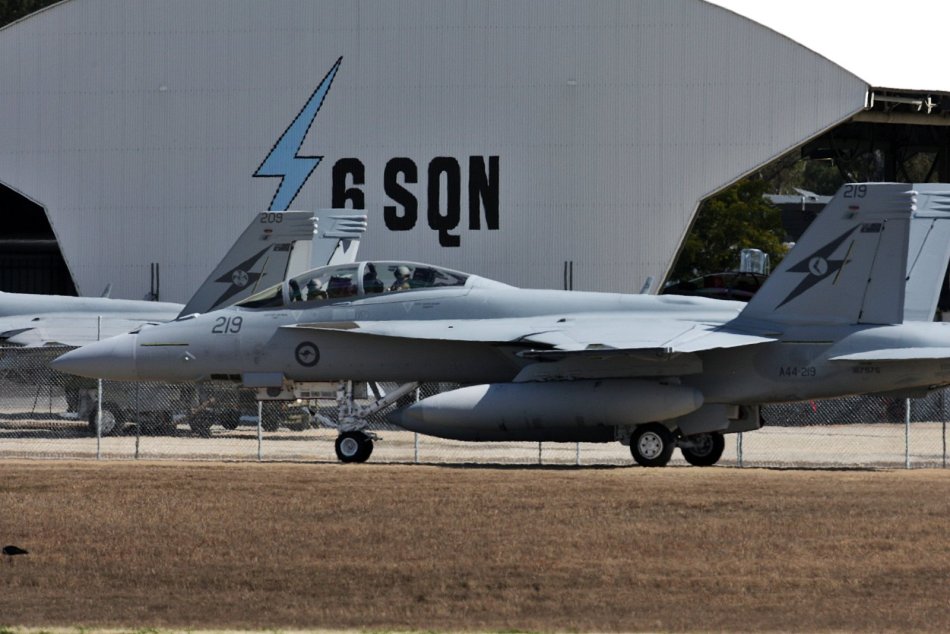 澳大利亞空軍再次接收三架超級大黃蜂戰機