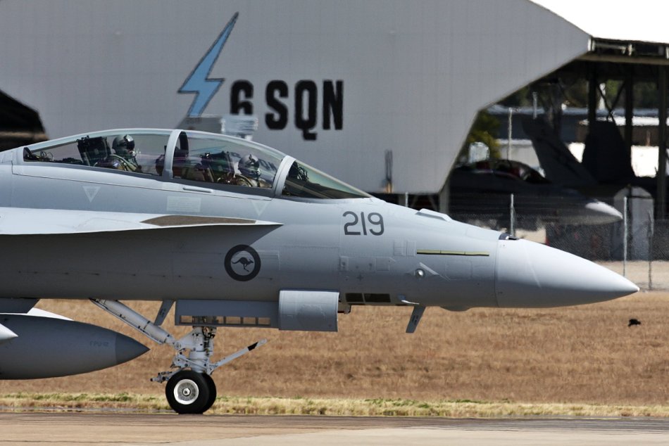 澳大利亞空軍再次接收三架超級大黃蜂戰機
