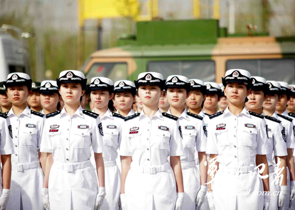 首都預備役部隊正式換著07式預備役軍服
