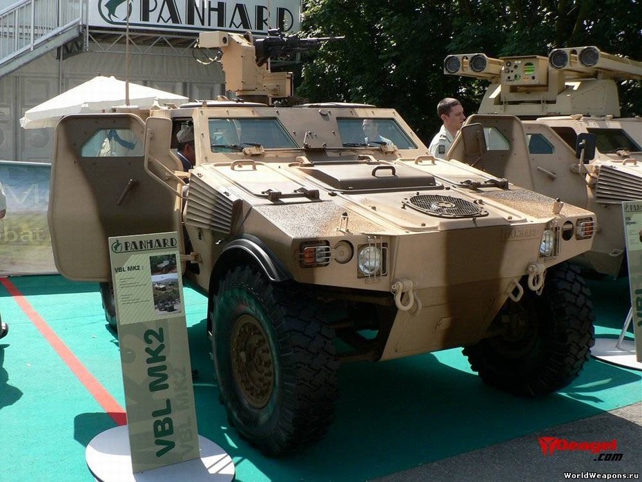 俄罗斯出口军火 也从欧洲进口军舰装甲车