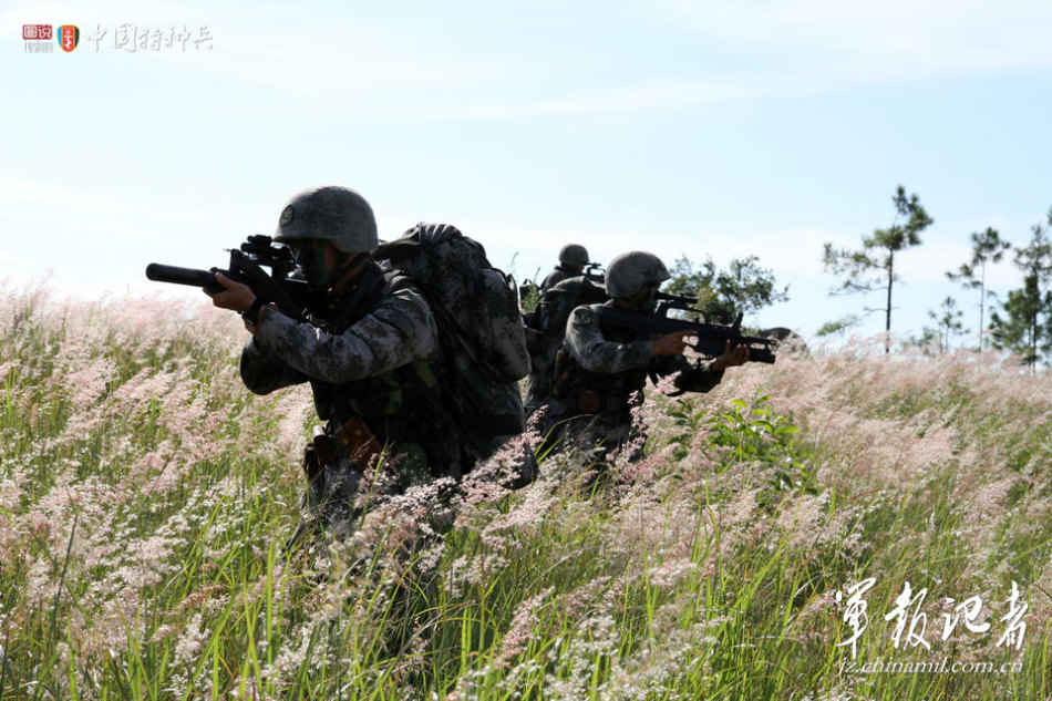 中国特种部队战术演练以小分队渗透作战为主