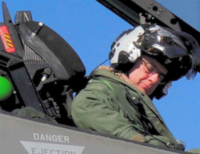  美军 F-35战机用跨时代科技头盔空战仿佛在游