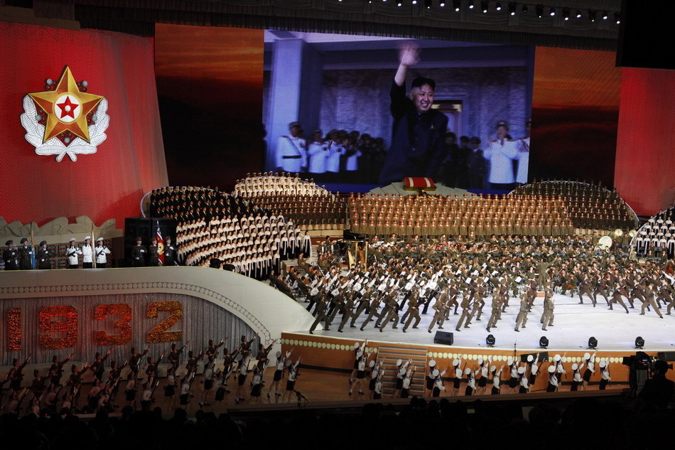 朝鮮舉行大型文藝演出慶祝建軍80周年