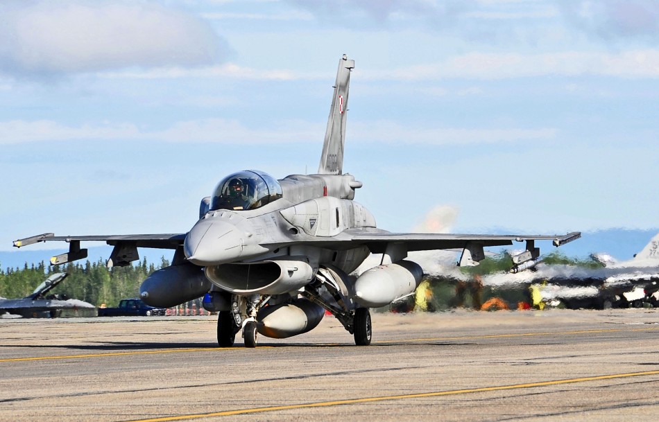 美空军年度红旗军演开始 敌友战隼大战