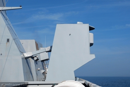 法FREMM级隐身新护阿基坦号布局简洁舰型太帅