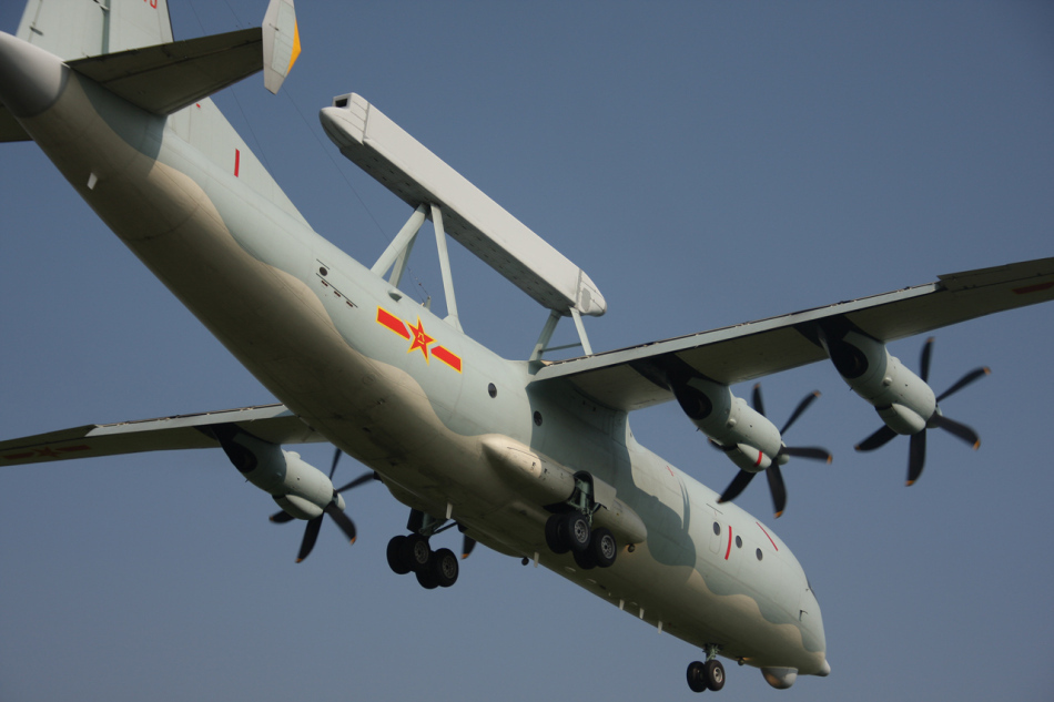 中国军机接近钓鱼岛 或以东海舰队航空兵为主力