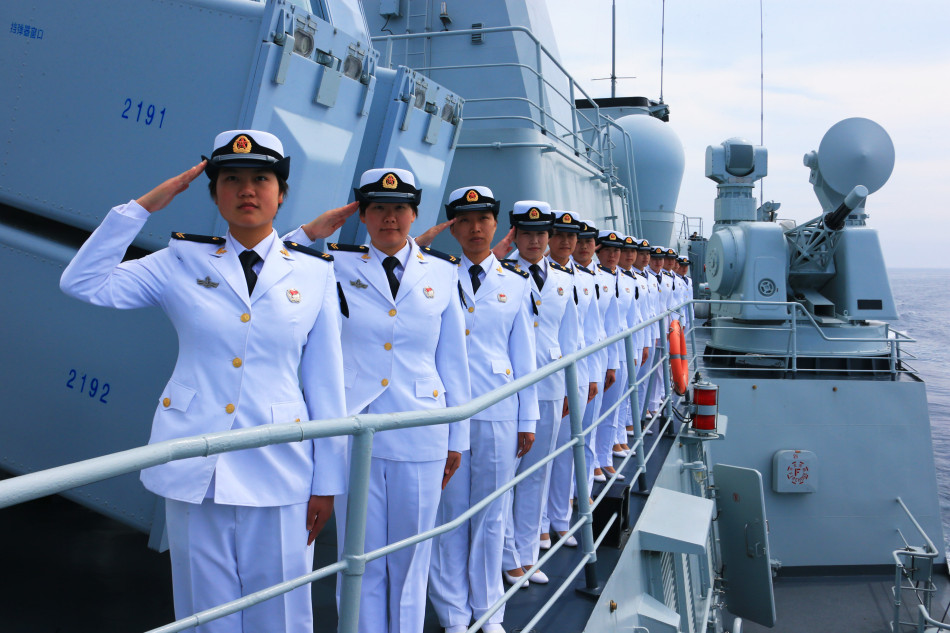 中国海军参加中俄军演13名女战舰兵个个是精英_高清