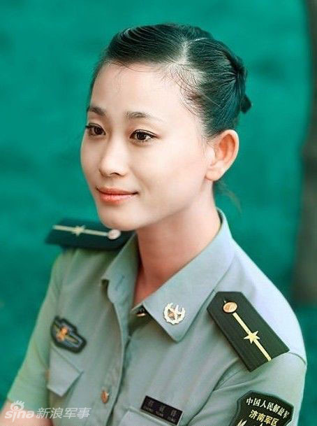 解放军魅力女兵各个漂亮_高清图集_新浪网