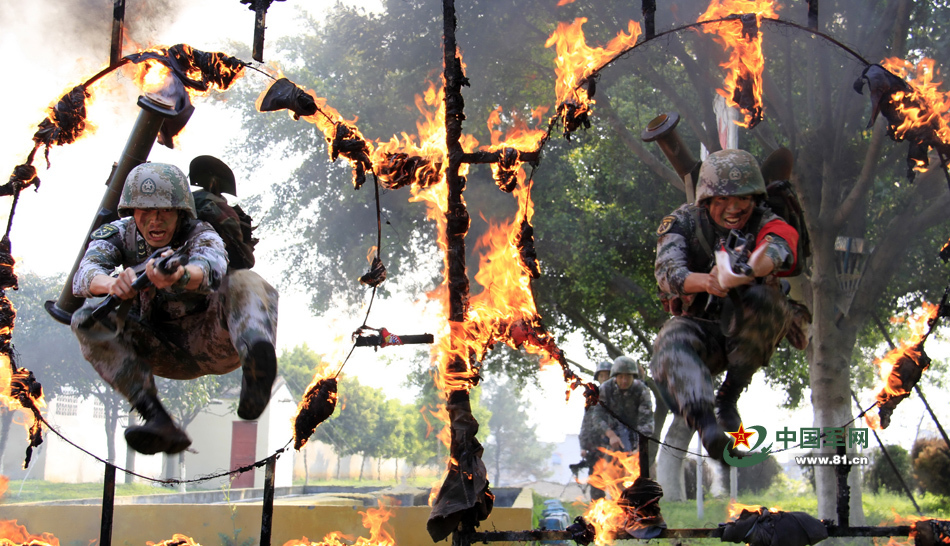 魔幻四重奏-爱游戏(ayx)官网网站_ayx.com