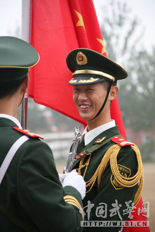 2020年仪仗队身高,美国仪仗队身高 武警仪仗队今年30岁 帅小伙们平均身高1米8以上