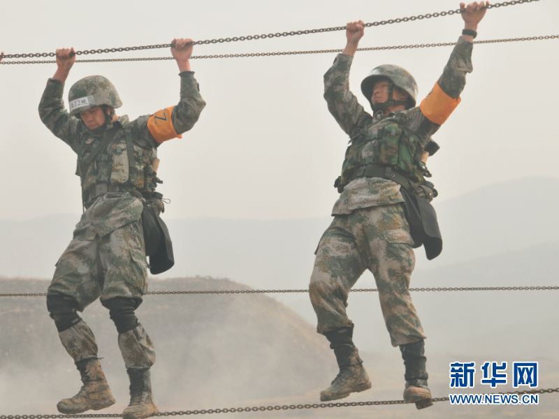 外军体验中国单兵装备 驳只值2部iPhone6说法