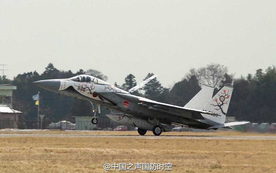 日本f15j战机换上樱花富士山涂装