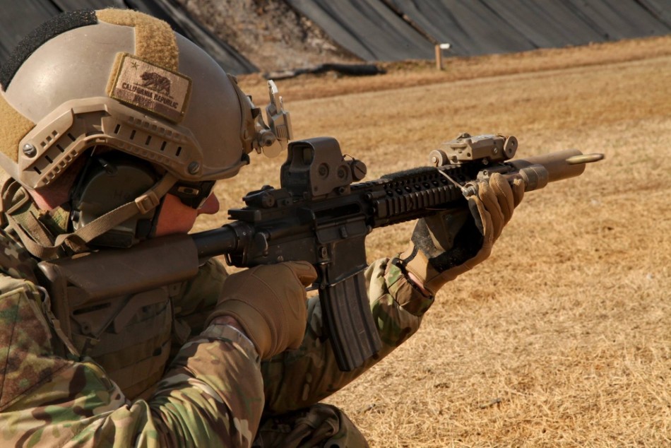 装备再好也要骡拉 美军特种部队搞山地战演习_中搜论坛_东西南北中、搜罗天下事