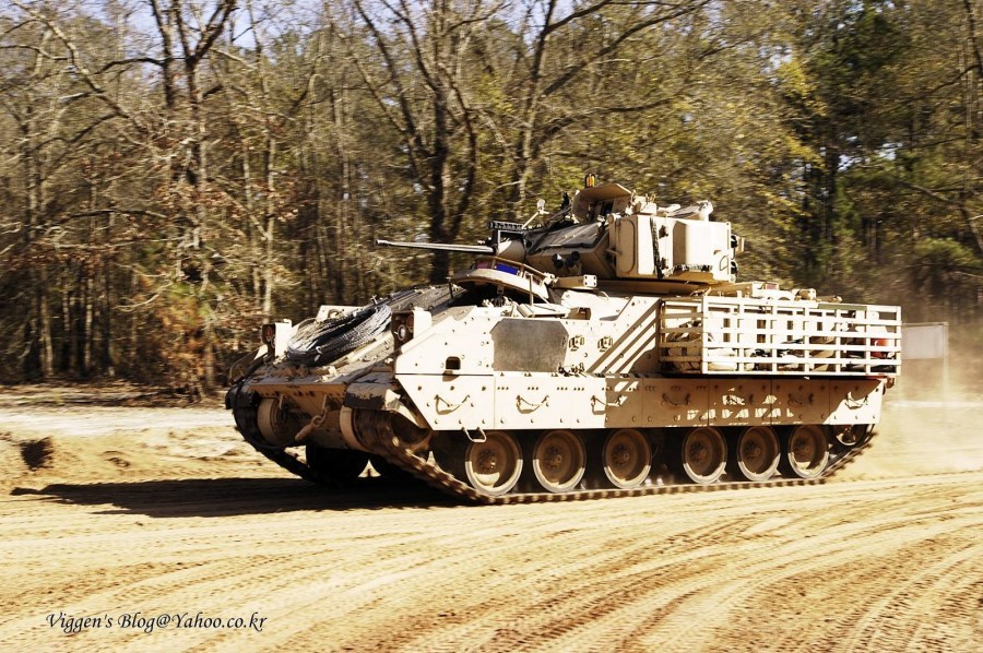 中美俄日六大履带式步战车细节对比-军事科技