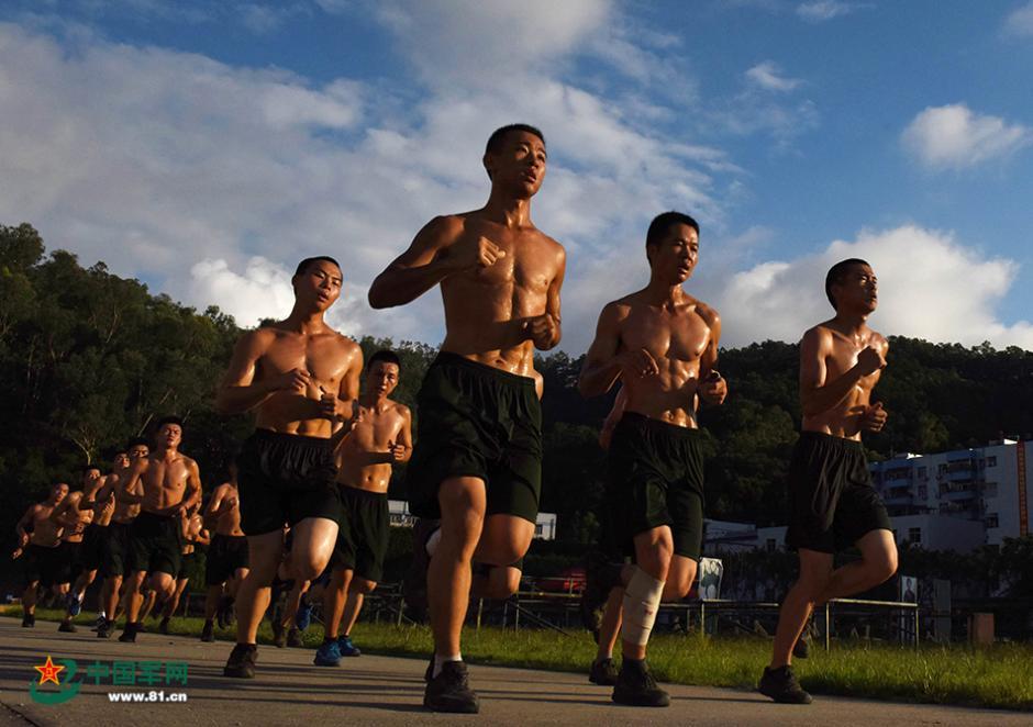 曼苏尔酋长-乐鱼app(leyu)官方网站-乐鱼官网