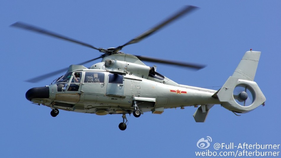 疑南海舰队配新型直18反潜舰载直升机真容现身