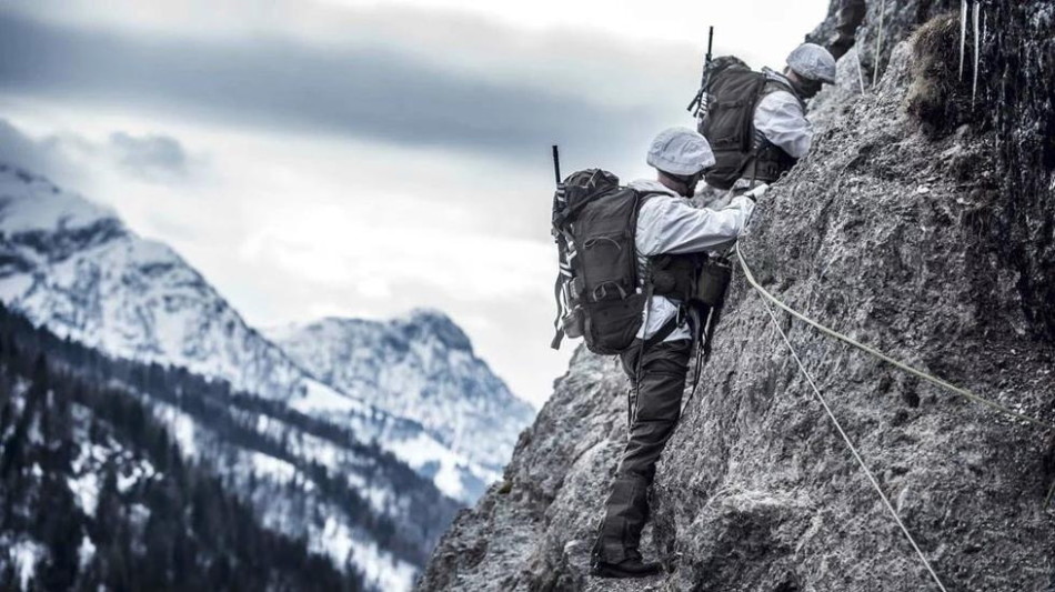 还是德国味 奥地利国防军精锐山地部队作训剪