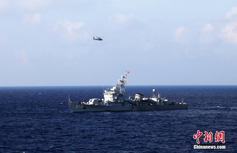 中国海军南海舰队远海训练编队巡航南沙 - AcF