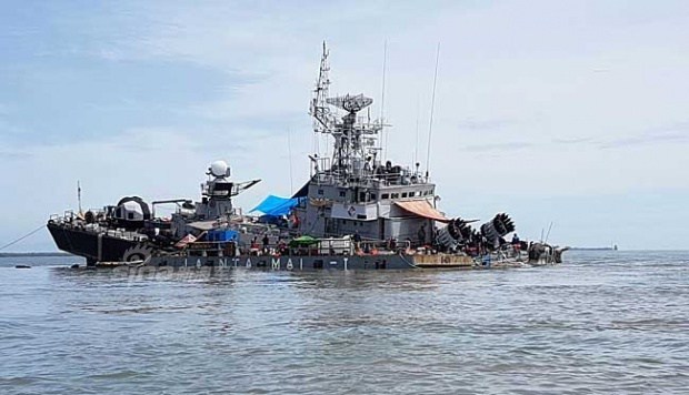 印尼军队收编地痞流氓保卫国家