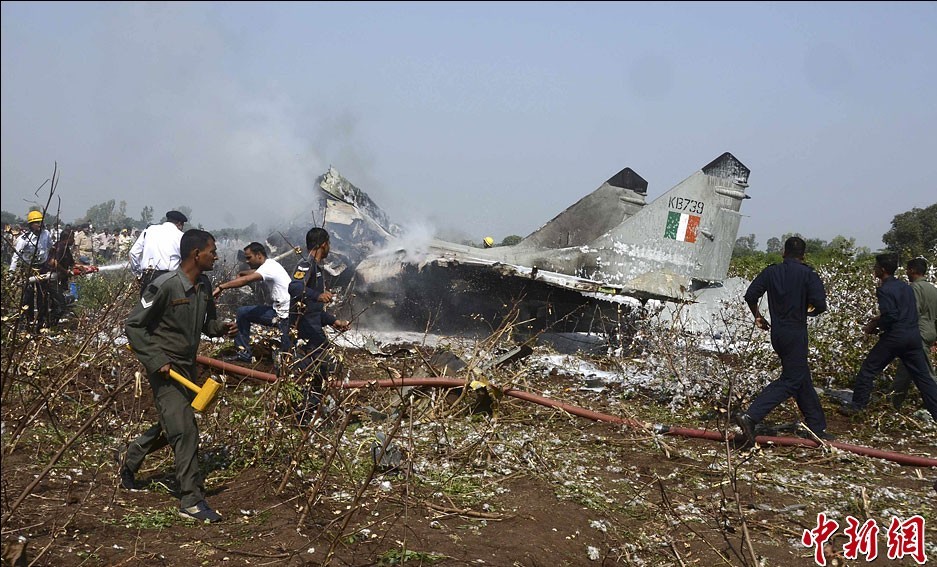 印度军工三大笑料:航母漏气 坦克炸膛 飞机坠落