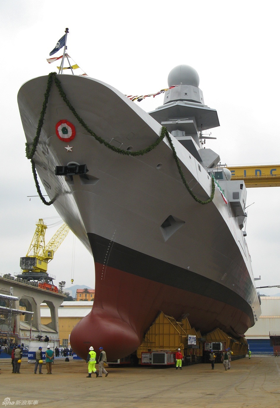 意大利7千吨战舰连造10艘 单艘火力还不如05